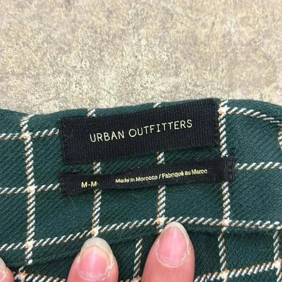 Urban outfitters plaid miniskirt - Picture 2 of 4